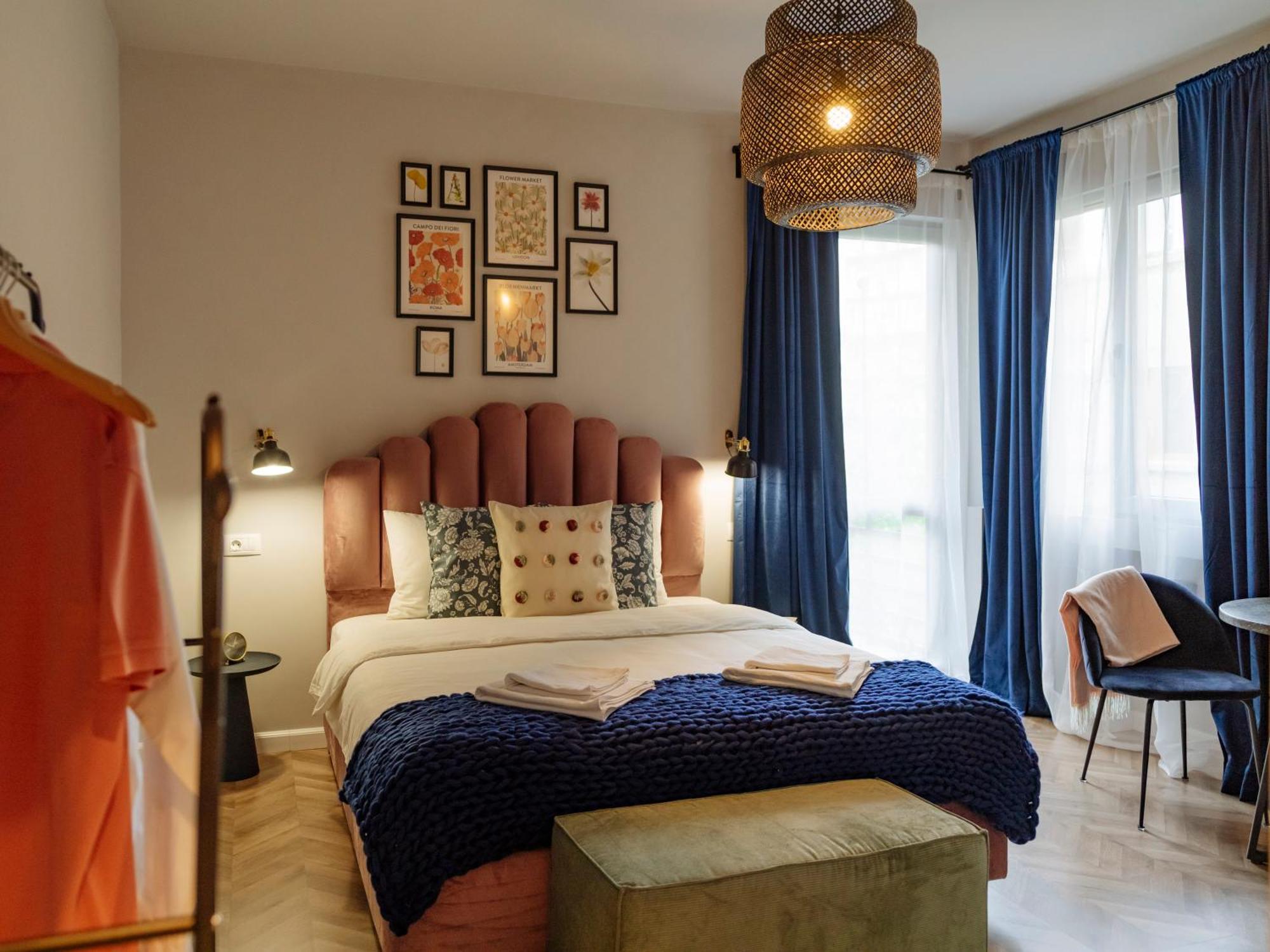 Petite Maison Sur Le Boulevard Βουκουρέστι Εξωτερικό φωτογραφία